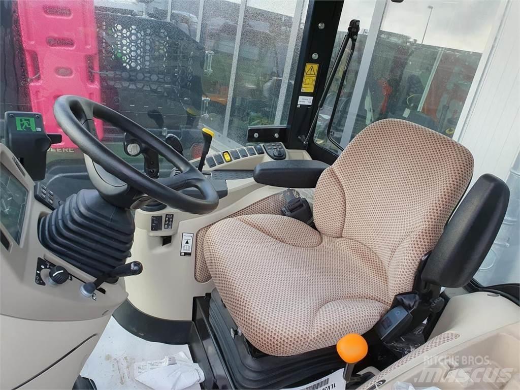 John Deere 3039R Kompaktné traktory