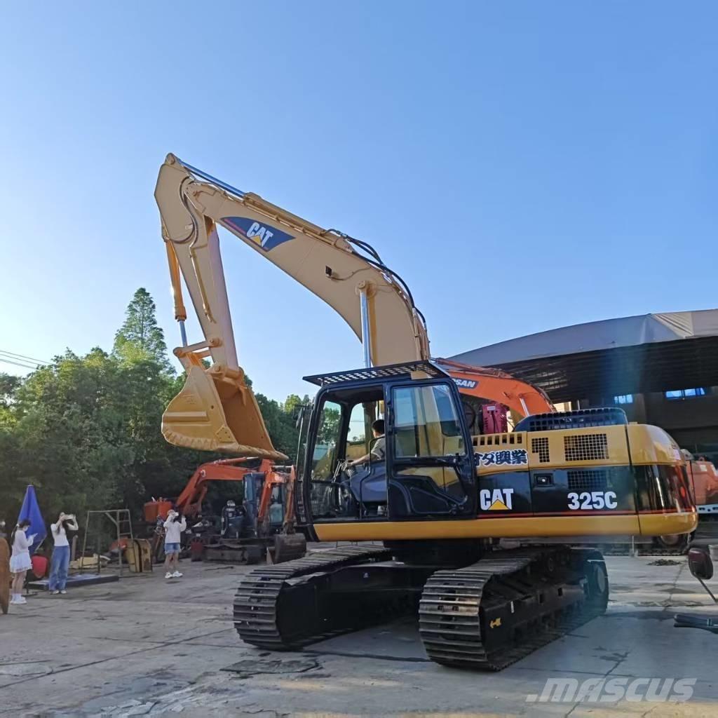 CAT 325 C Pásové rýpadlá