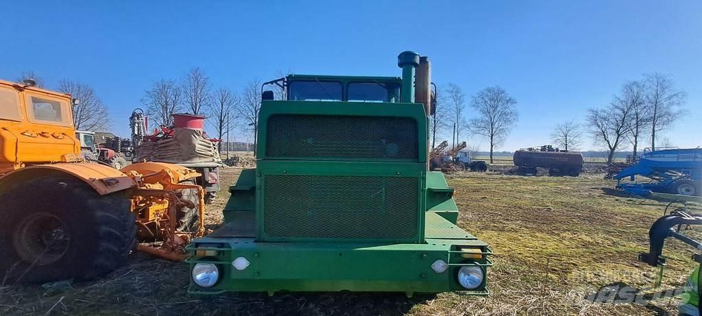 Kirovets K701 Traktory