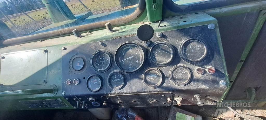 Kirovets K701 Traktory