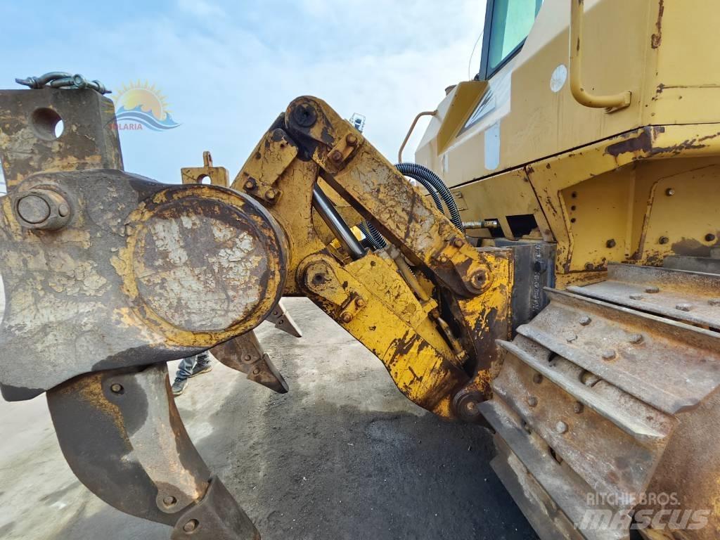 CAT D 7 G II Pásové dozéry