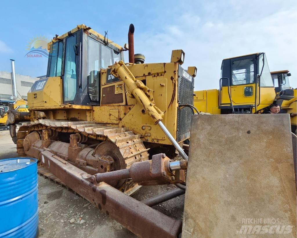 CAT D 7 G II Pásové dozéry