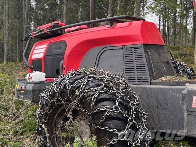 Komatsu 951 Harvestory