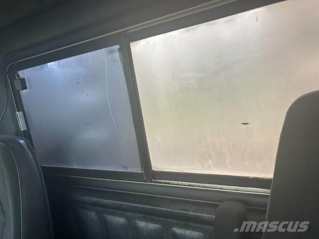 Mack CH 613 Ťahače