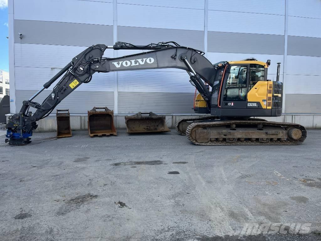 Volvo ECR235EL Pásové rýpadlá