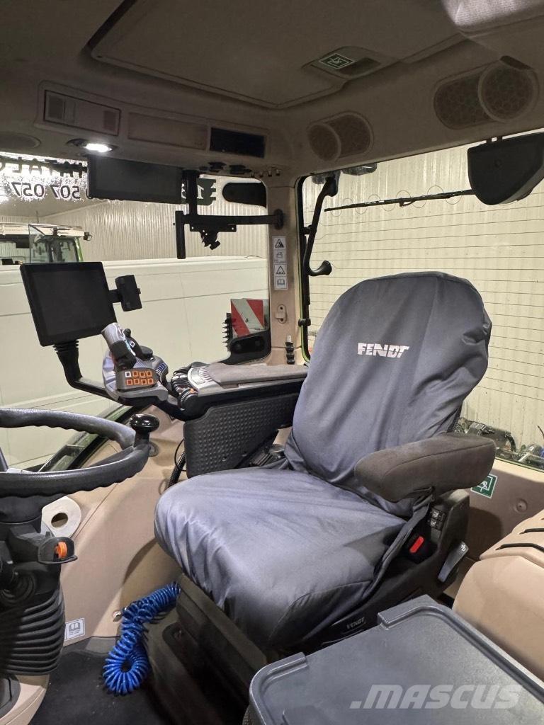 Fendt 728 Gen 7 Traktory