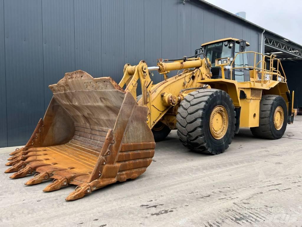 CAT 988H Kolesové nakladače