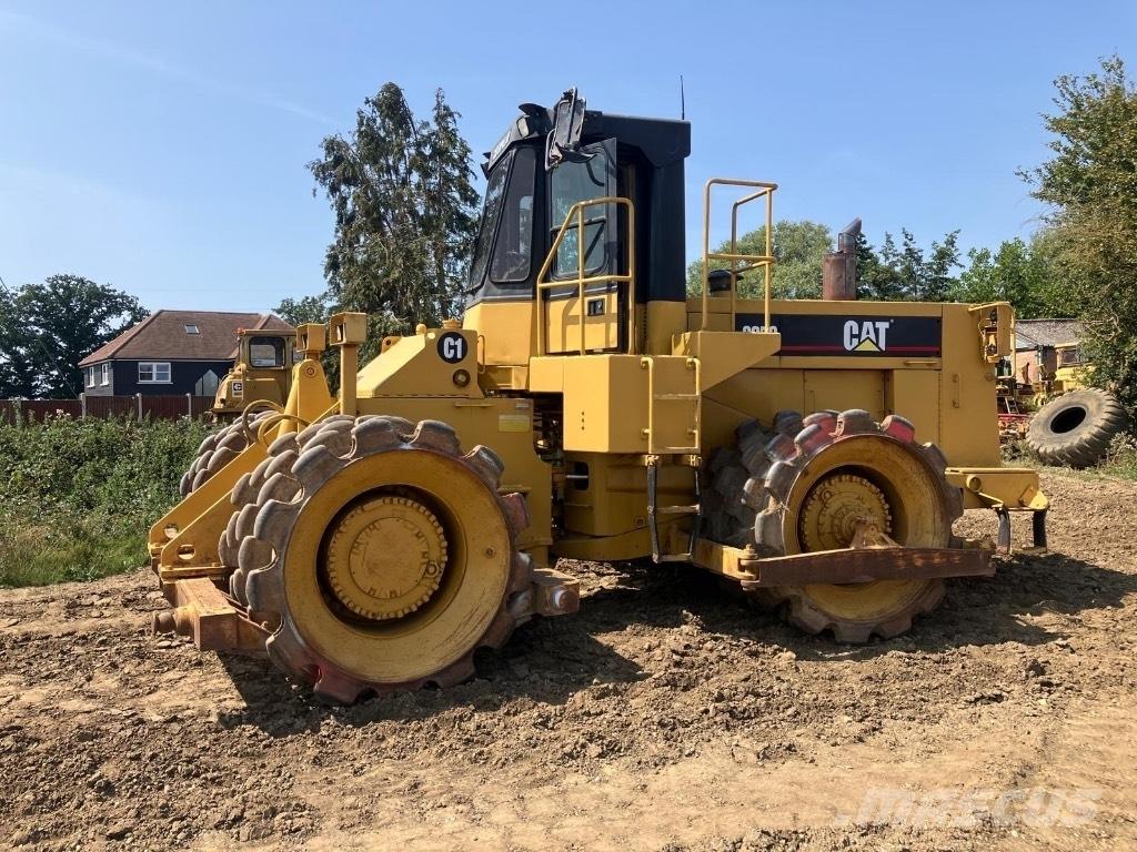 CAT 825 C Pôdne kompaktory