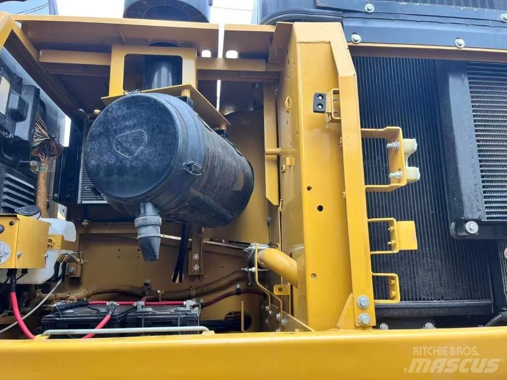 CAT 336 D L Pásové rýpadlá