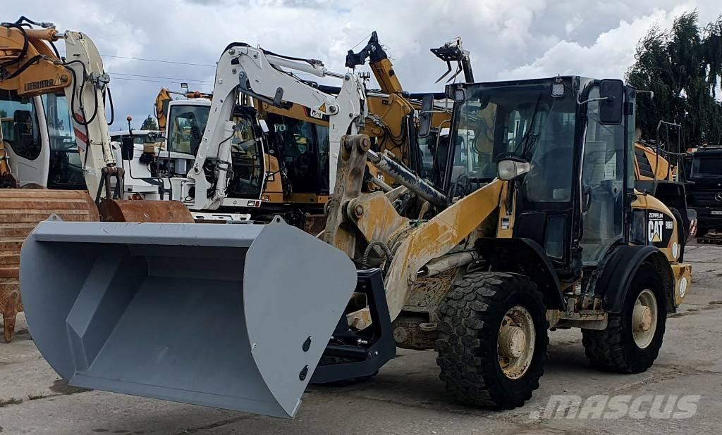 CAT 906 H Kolesové nakladače