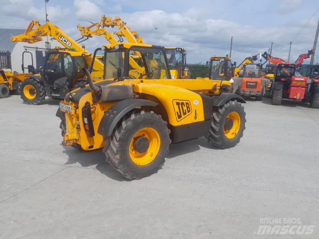 JCB 526-56 Teleskopické nakladače pre poľnohospodárstvo