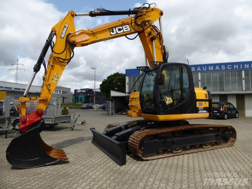 JCB JZ235 Pásové rýpadlá