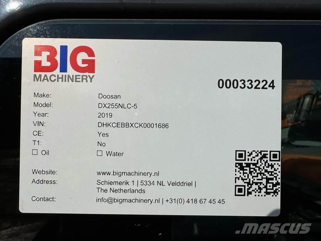 Doosan DX255NLC-5 Pásové rýpadlá