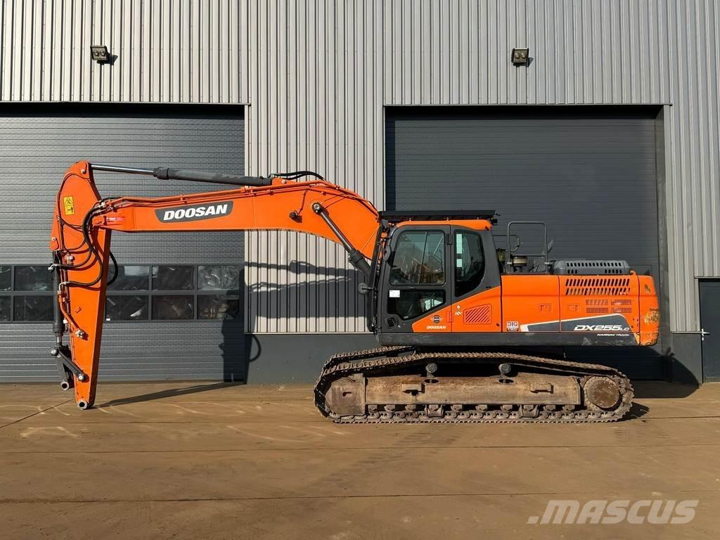 Doosan DX255NLC-5 Pásové rýpadlá