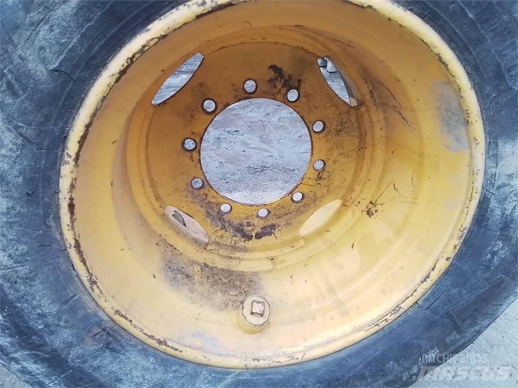 Ösa 250 20x26,5 Pneumatiky, kolesá a ráfiky