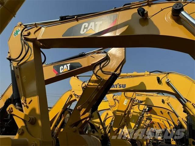 CAT 325 D L Pásové rýpadlá