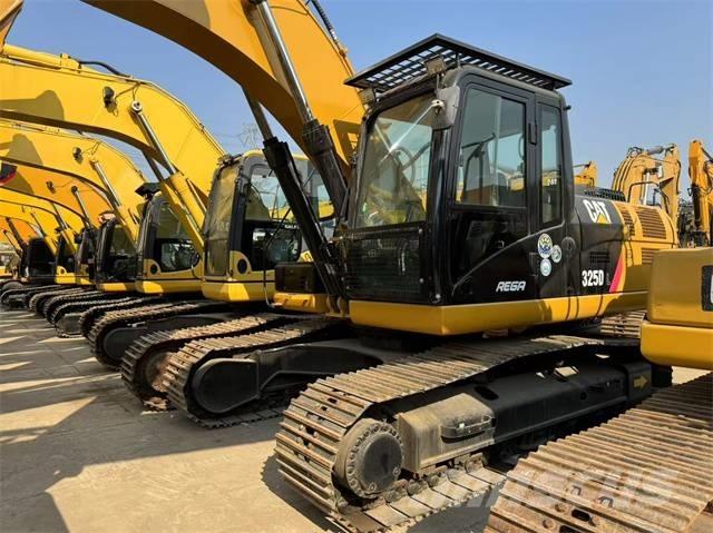 CAT 325 D L Pásové rýpadlá