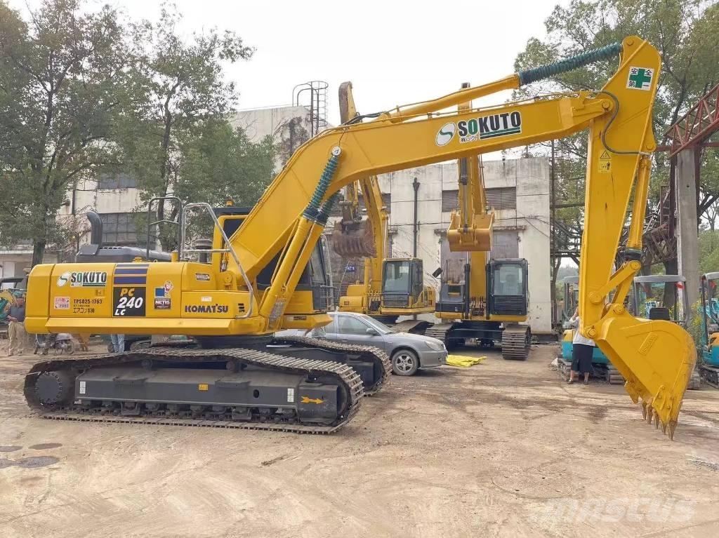 Komatsu PC240-8 Pásové rýpadlá