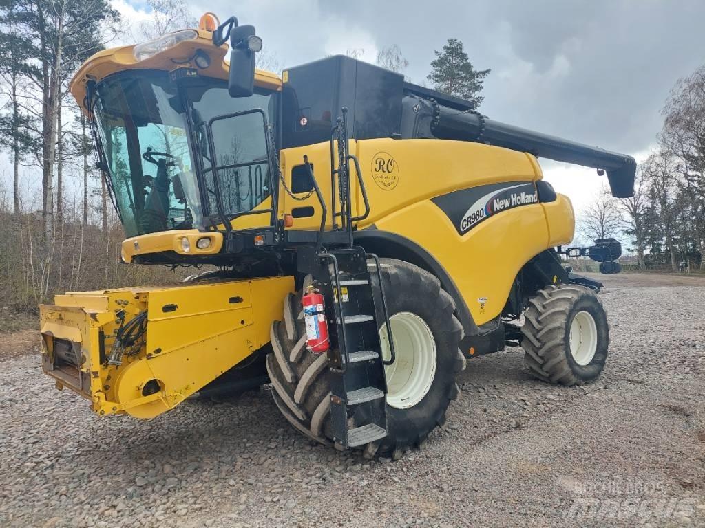 New Holland CR 980 Kombinované zberacie stroje