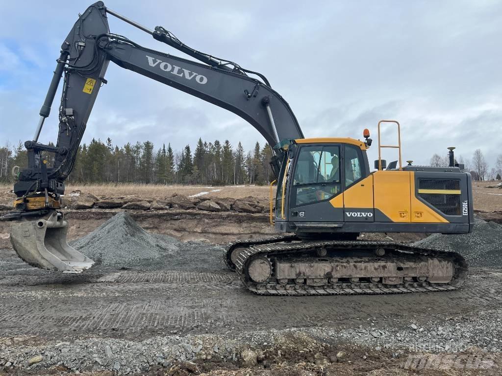 Volvo EC 250 EL Pásové rýpadlá