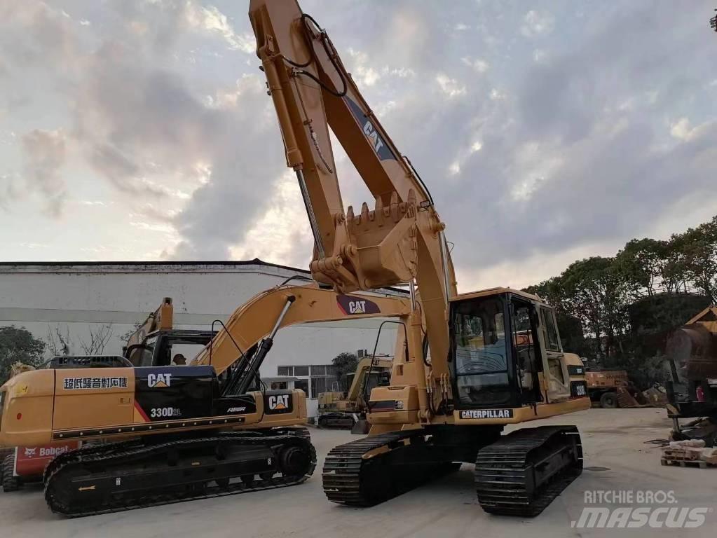 CAT 320 B L Pásové rýpadlá