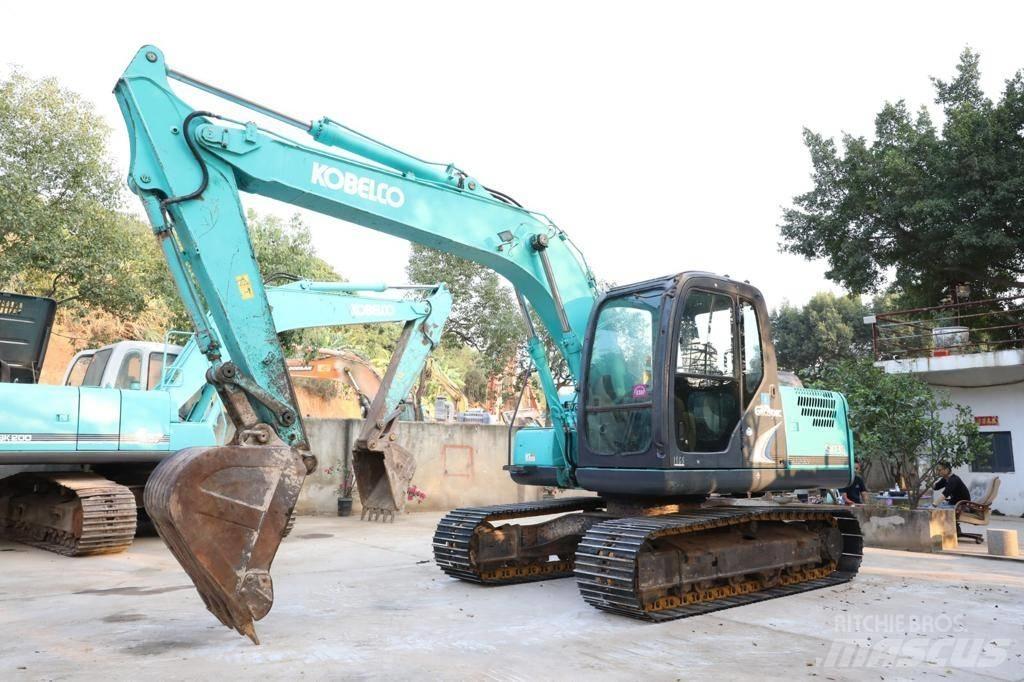 Kobelco SK130 Midi rýpadlá 7 t - 12 t