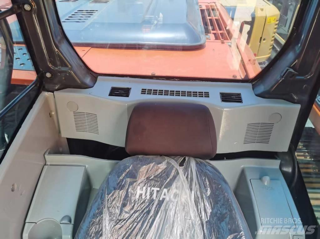 Hitachi ZX 210 Pásové rýpadlá