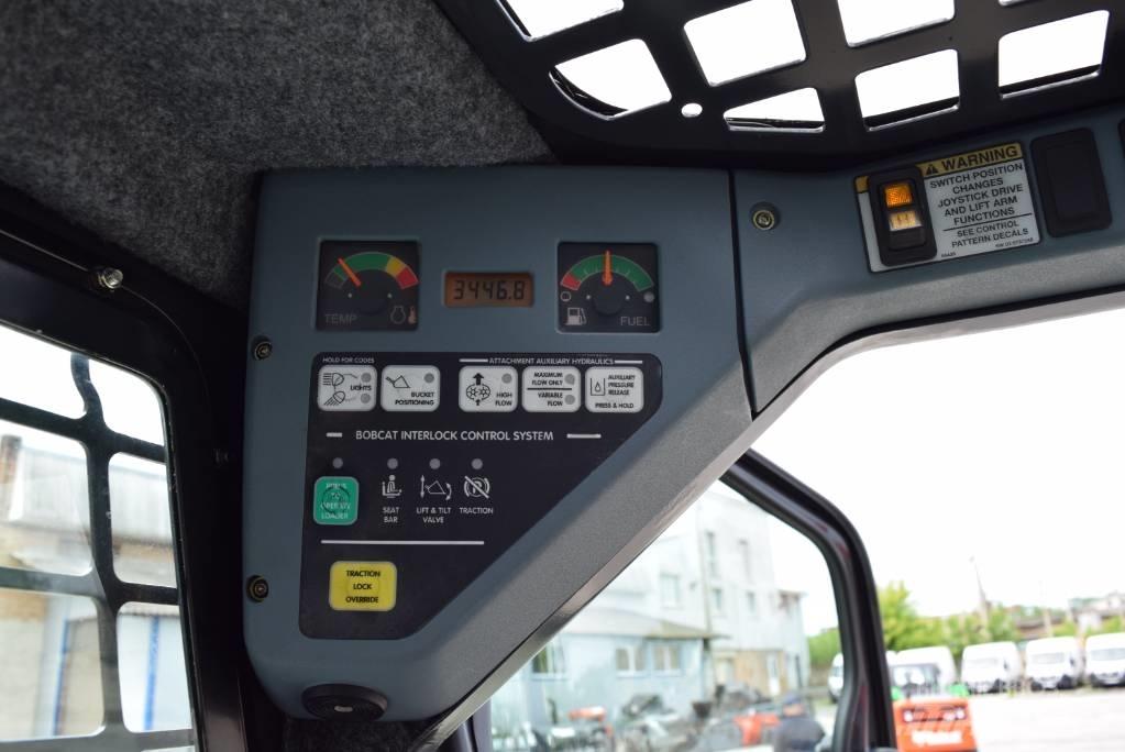 Bobcat S 250 Šmykom riadené nakladače