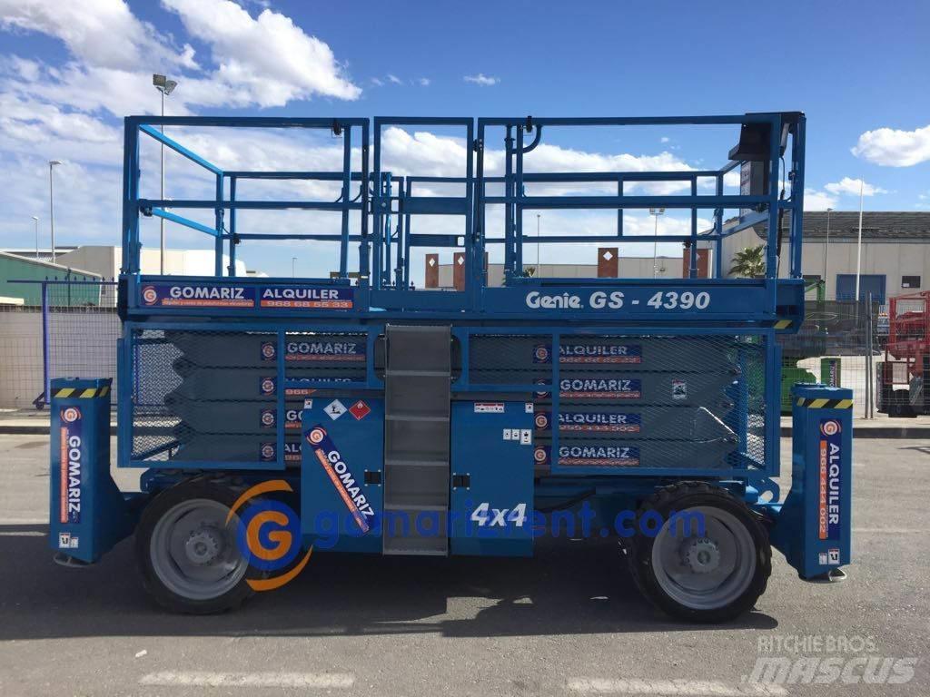 Genie GS 4390 Nožnicové zdvíhacie plošiny
