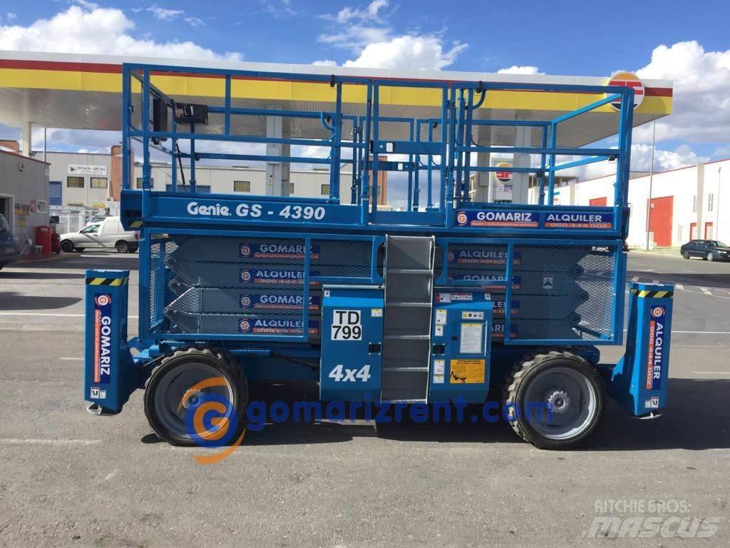 Genie GS 4390 Nožnicové zdvíhacie plošiny