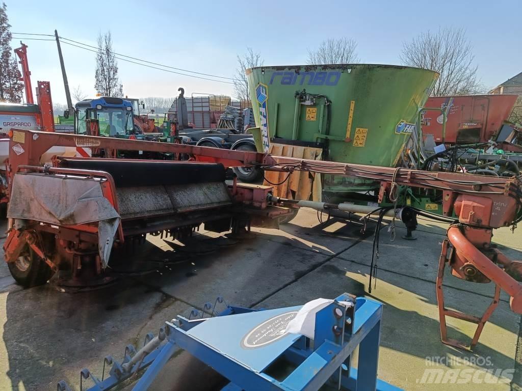 Kuhn FC 300 G Žacie stroje