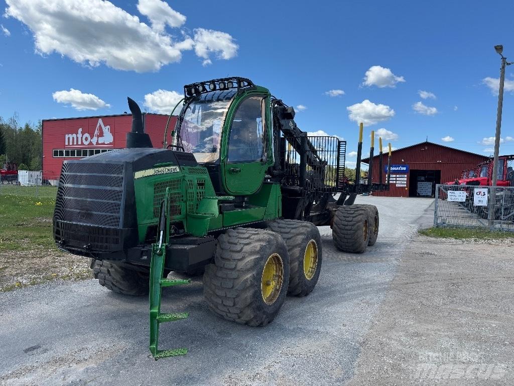 John Deere 1510G Lesné traktory