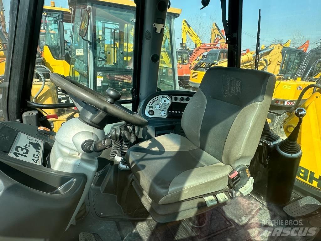 JCB 3 CX Kolesové nakladače