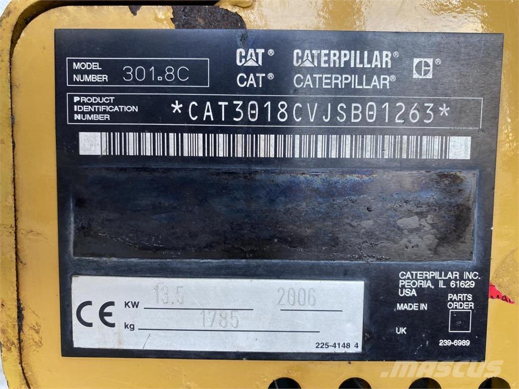 CAT 301.8C Kolesové rýpadlá