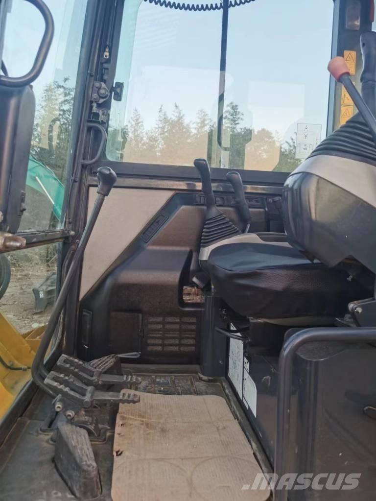 Komatsu PC 56-7 Pásové rýpadlá