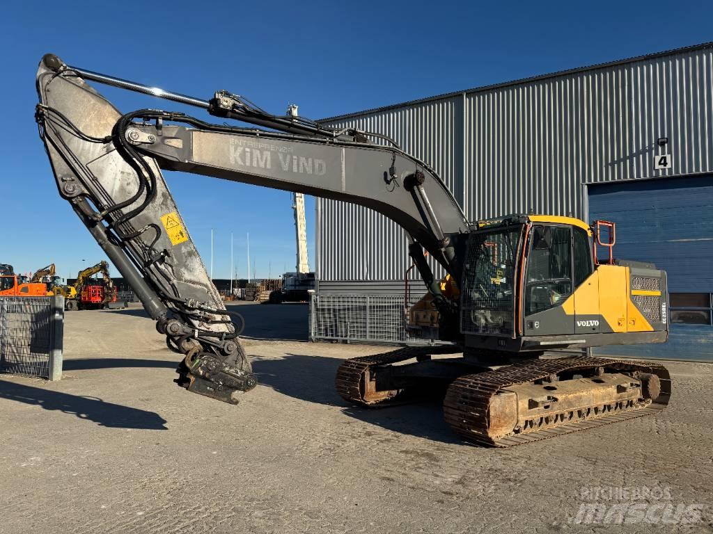 Volvo EC 250 EL Pásové rýpadlá