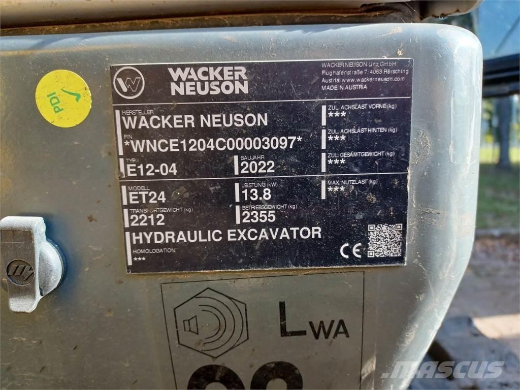Wacker Neuson ET24 Pásové rýpadlá