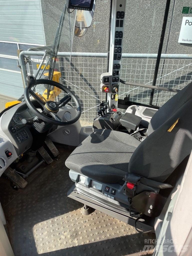 Volvo L70H Kolesové nakladače