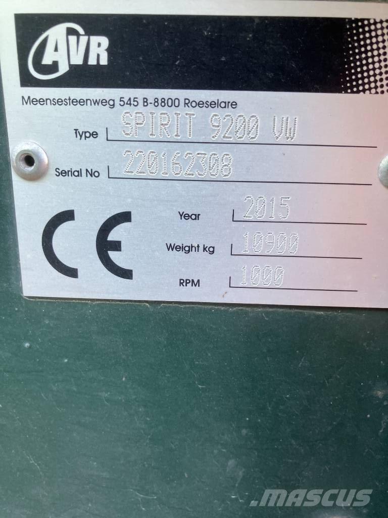 AVR 9200 Zemiakové kombajny