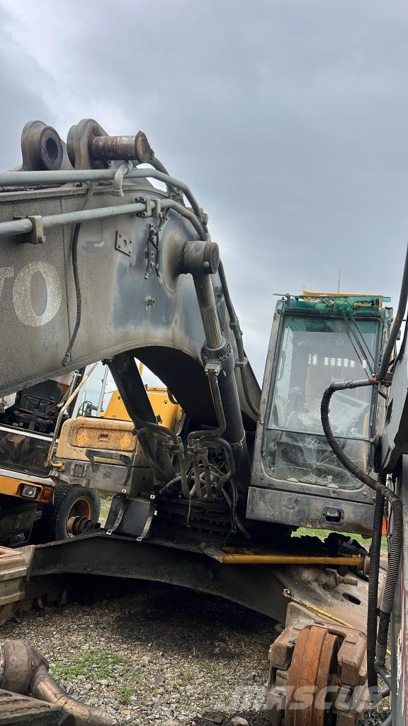 Volvo EC 360 L Podvozky a zavesenie kolies