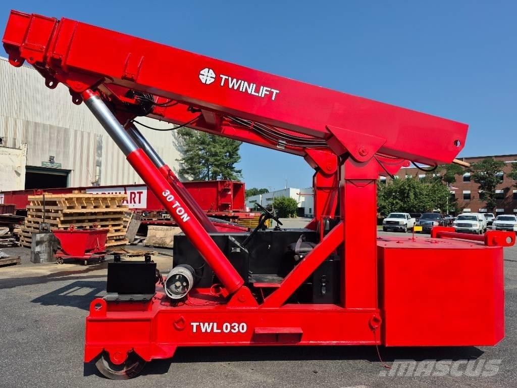  Lift Systems TWL030 Univerzálne terénne žeriavy