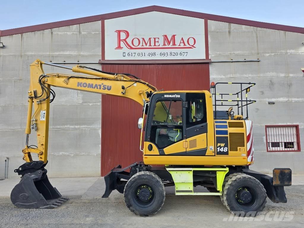 Komatsu PW 148-11 Pásové dozéry