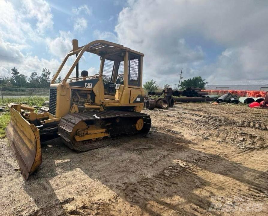 CAT D 5 G LGP Pásové dozéry