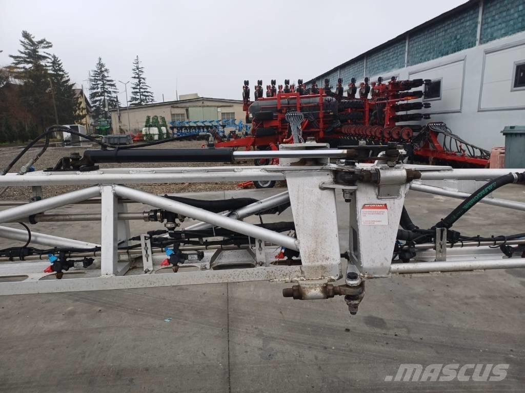 Fendt Rogator 635 Aplikátory tekutých hnojív