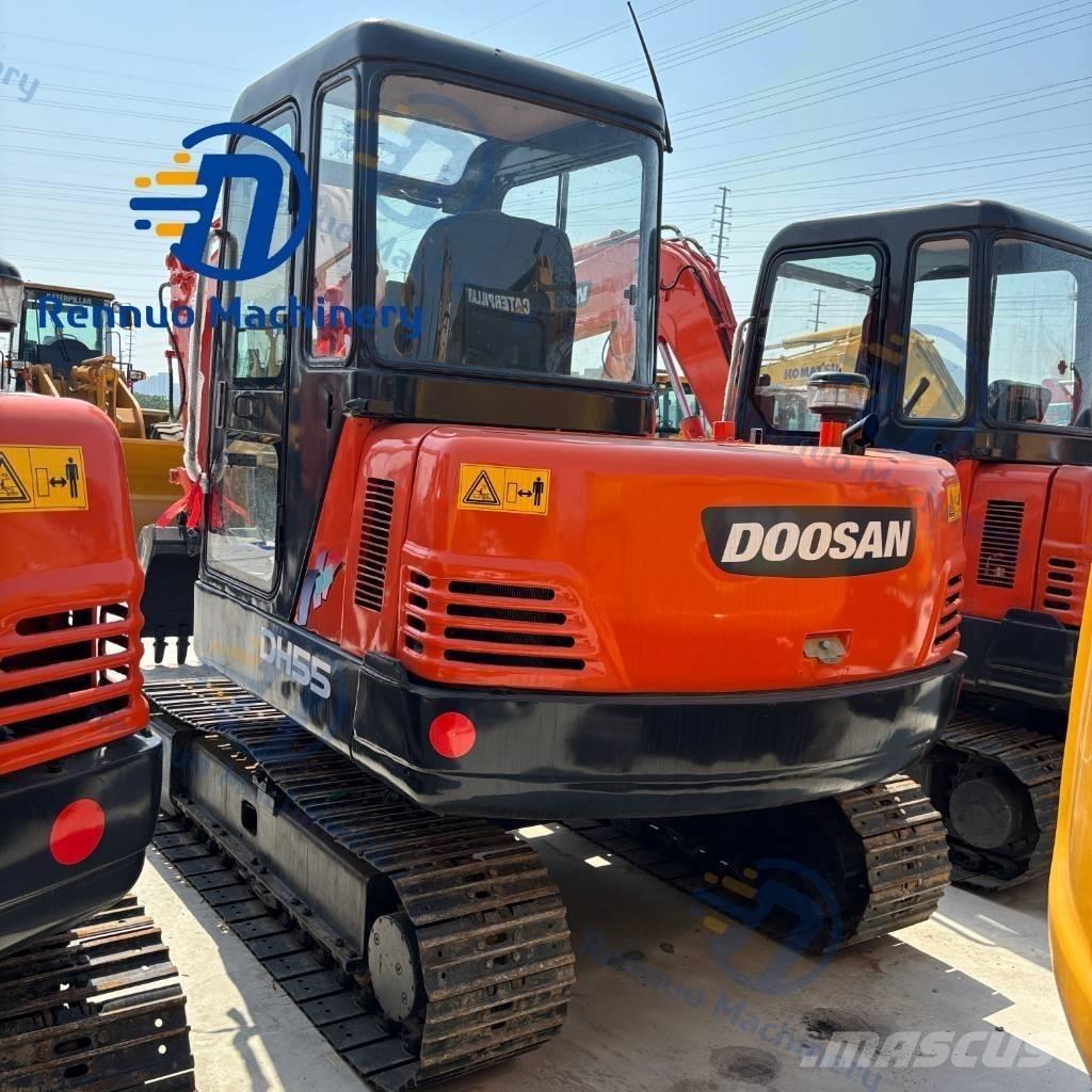 Doosan DH55 Pásové rýpadlá