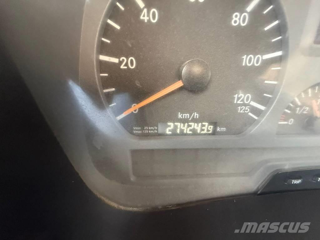 Mercedes-Benz 1833 Hákový nosič kontajnerov