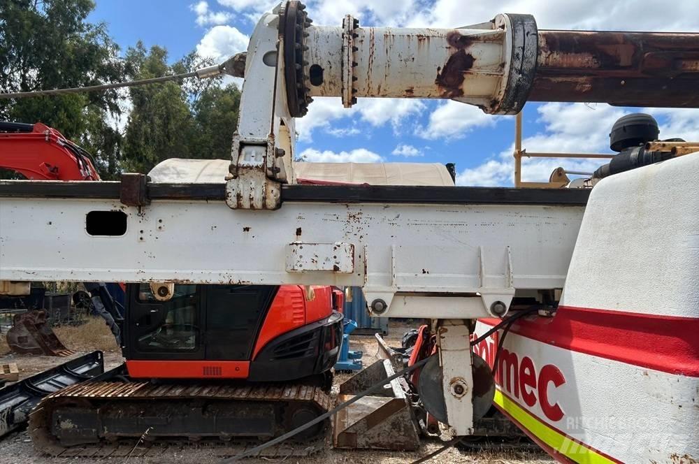 Soilmec SR30 Pilierovej žeriav