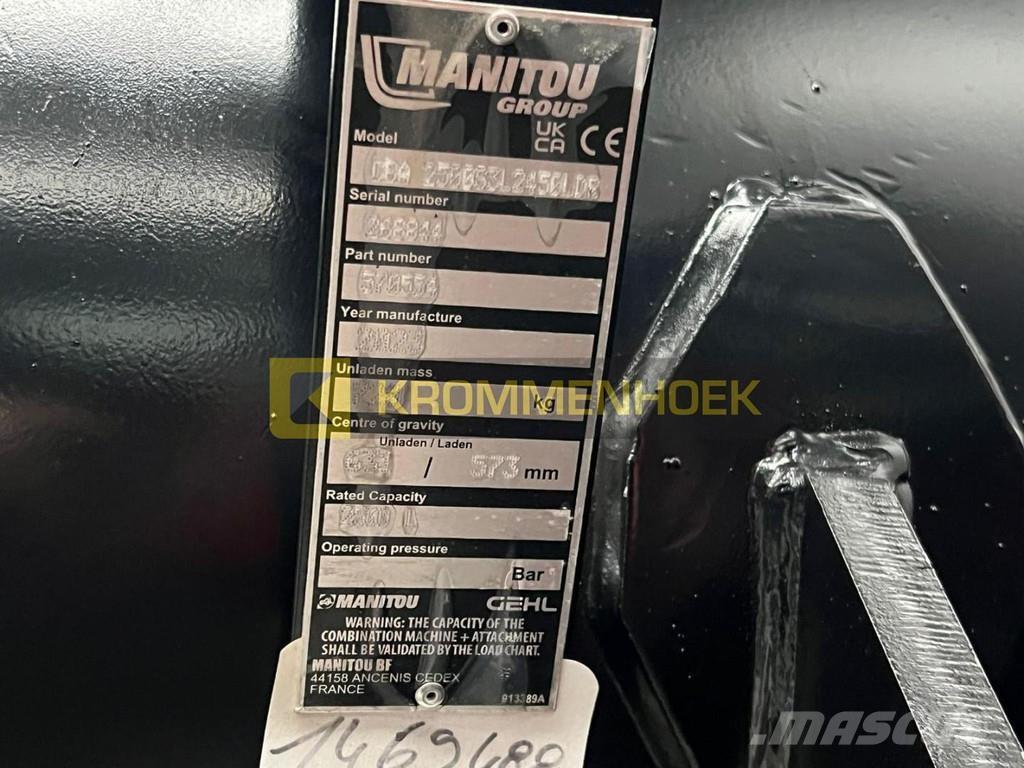 Manitou CBA 2500 Lopaty