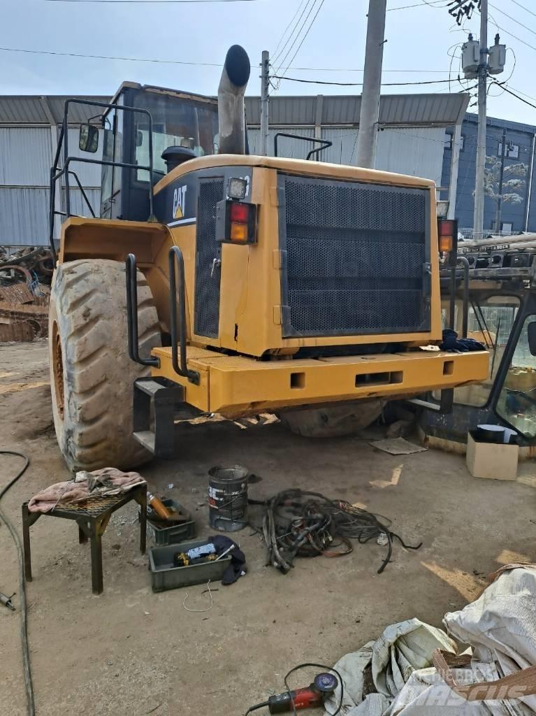 CAT 980 G Kolesové nakladače