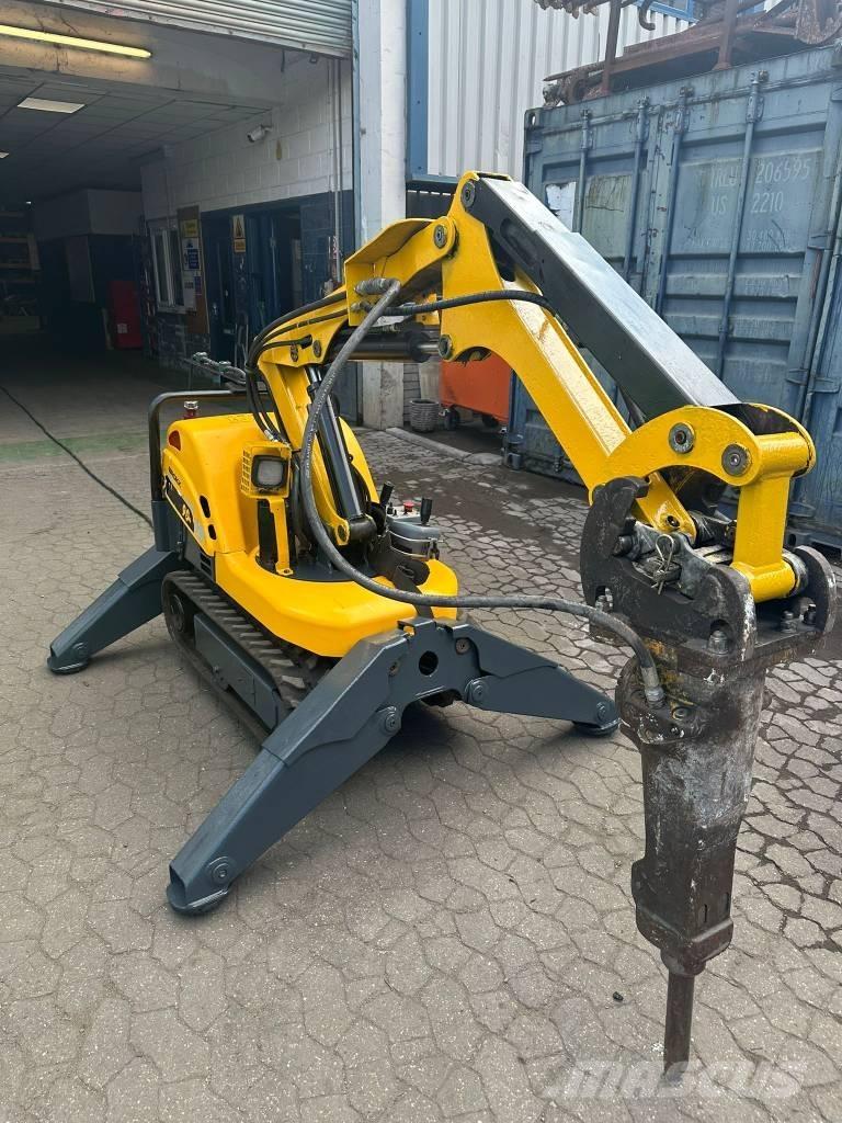 Brokk 90 Mini rýpadlá < 7t